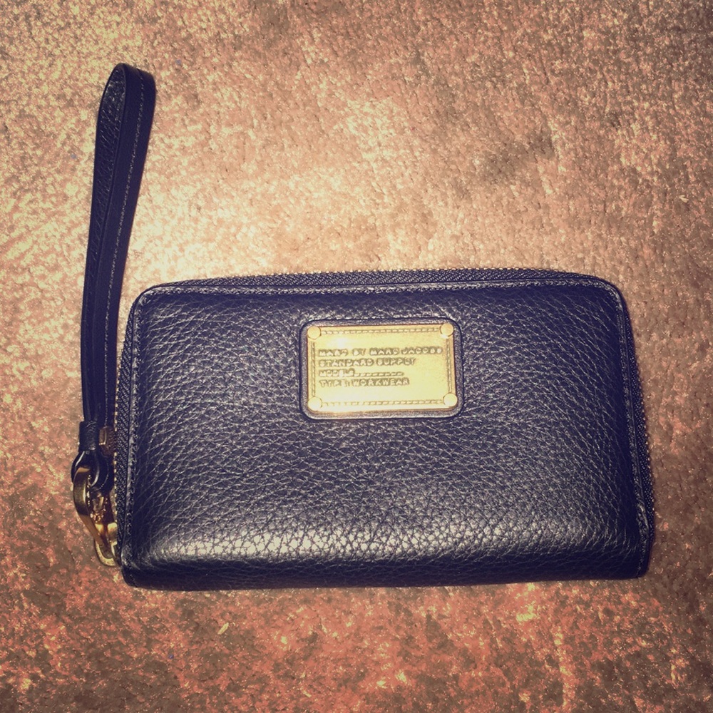 Marc by Marc Jacobs wallet wristlet